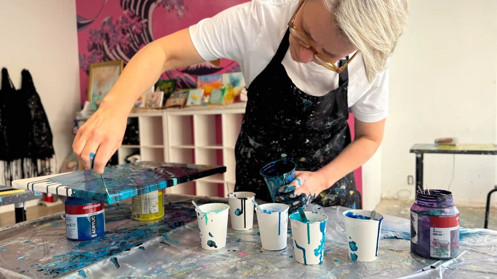 Paint Pouring Fluid Art 4