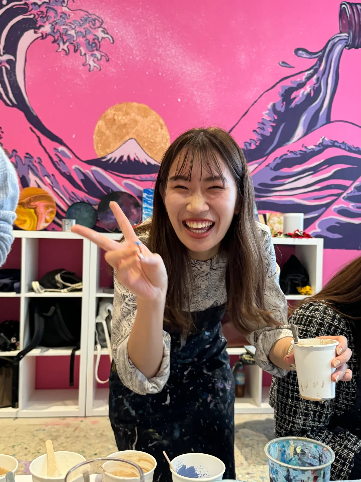 L Round Paint Pouring Fluid Art 2